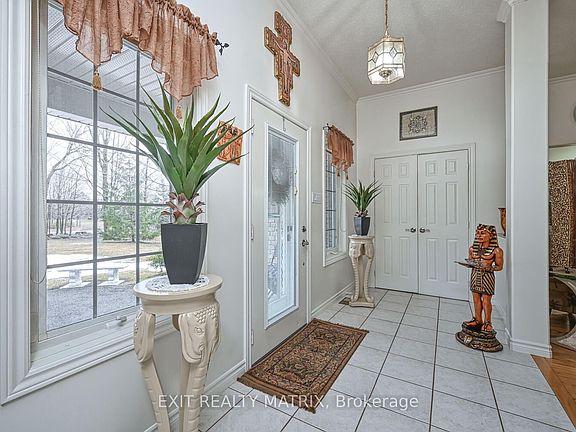2nd image of 2573 Mitchell St