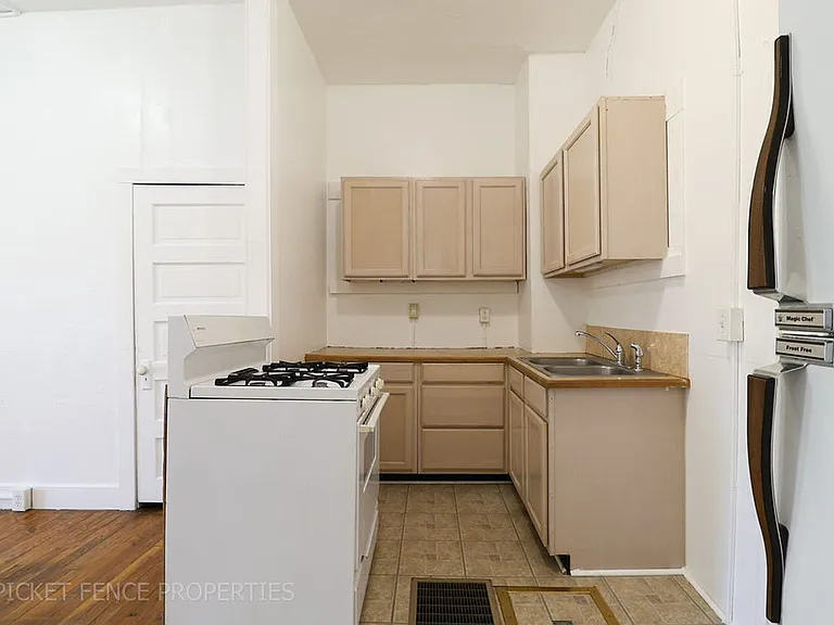 605 Mathews St — Photo 20