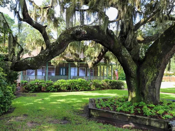 10720 Lillian Hwy, Pensacola, FL 32506
