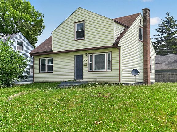 2nd image of 636 S Ashburton Rd