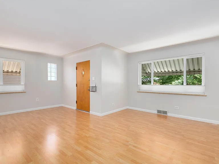 2516 Xavier St — Photo 6