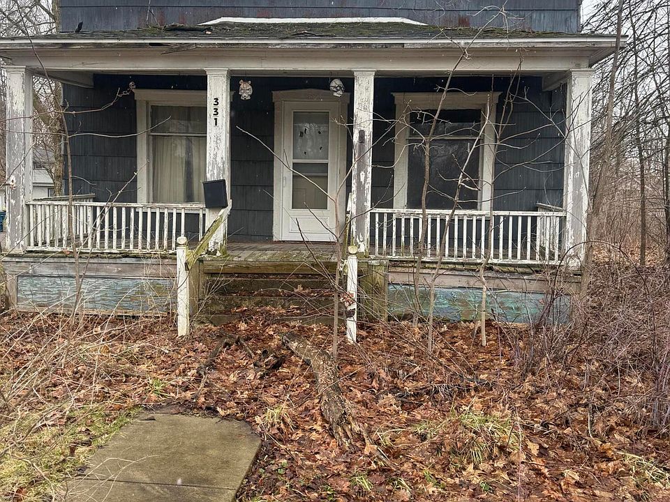 1st image of 331 S Main St