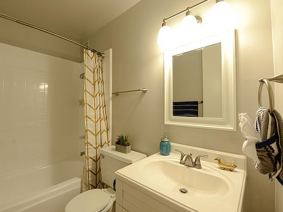 Newly Renovated Bathroom