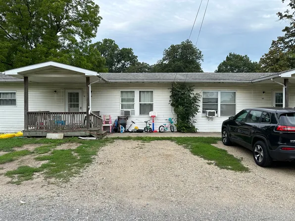 107 W 112th St, West Lebanon, IN 47991