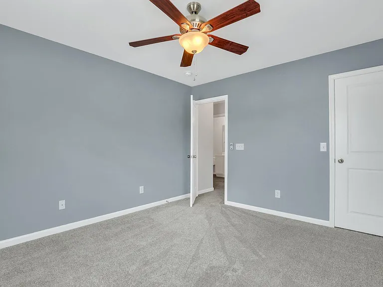 10 Shady Grove Ct — Photo 43