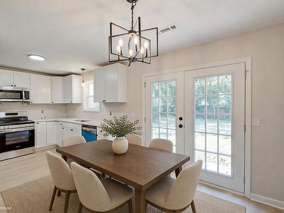 4th image of 1303 Sand Pine Rd