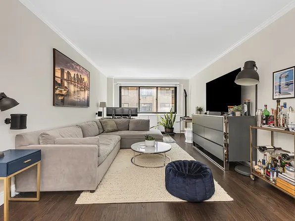 16 W 16th St APT 11JN, New York, NY 10011