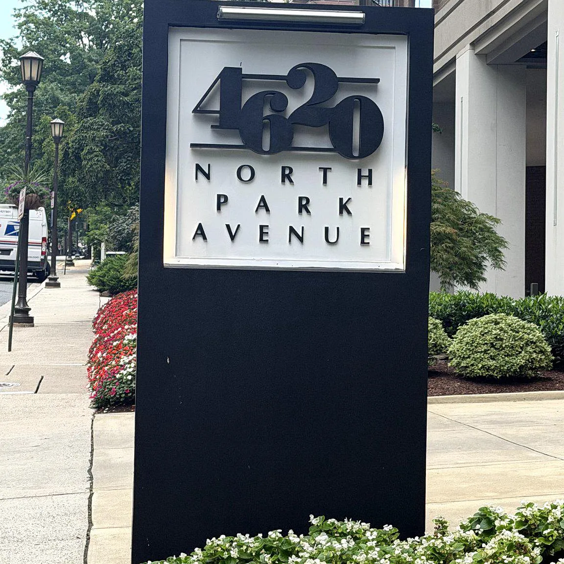 1 bed, 1.5 bath, 1140 sqft, $2,450 — Photo 1