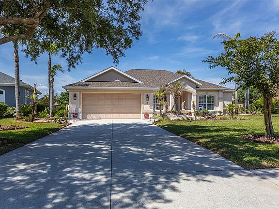 3rd image of 6 S LAKEWALK DRIVE