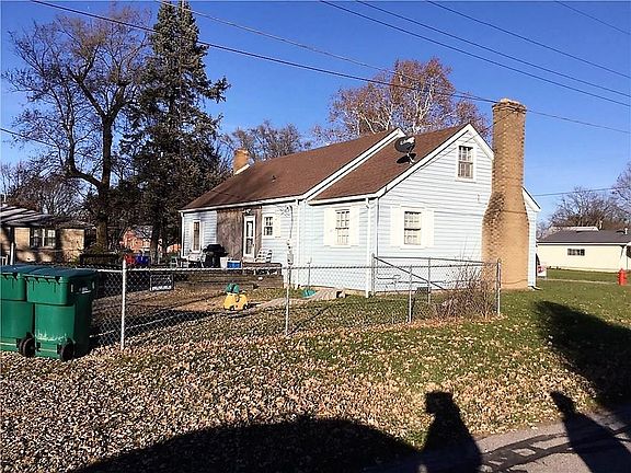 2nd image of 8337 S Pleasant St