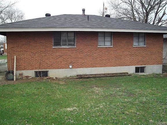 New roof and nice yard