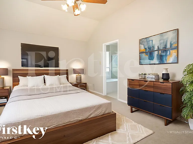 1039 Wentworth Dr — Photo 11