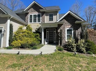 550 W Locket Creek Blvd, Pamplin, VA