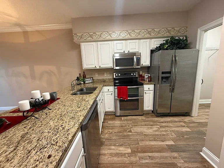 5 Laguna St #104 — Photo 8