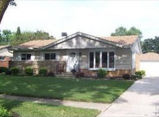 937 Ingram Pl, Des Plaines, IL