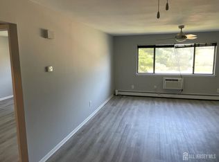 1334 Cricket Ln #1334, Woodbridge, NJ 07095