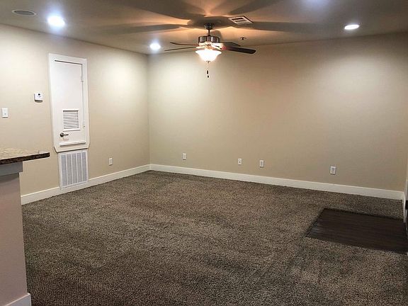 5th image of 2704 Avenue H APT 106