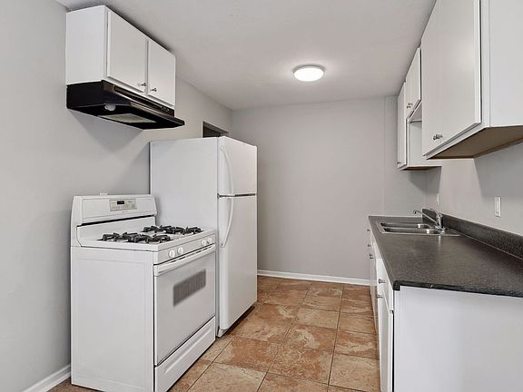 4th image of 4121 2nd Ave S