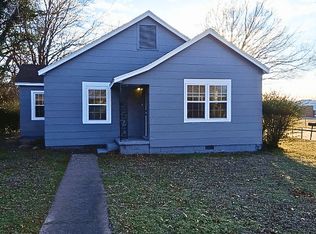 401 9th St, Claremore, OK 74017