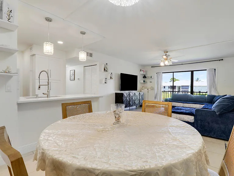 3630 Alder Dr #E2 — Photo 12
