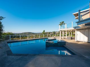 11141 Limetree Dr, Santa Ana, CA 92705