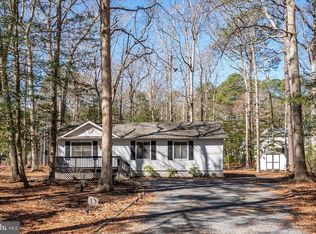 4 Bayview Ct, Ocean Pines, MD 21811