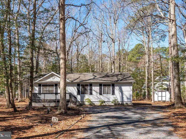 4 Bayview Ct, Ocean Pines, MD 21811