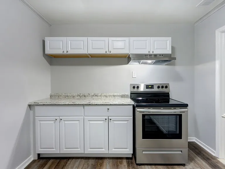2212 Utah St — Photo 10