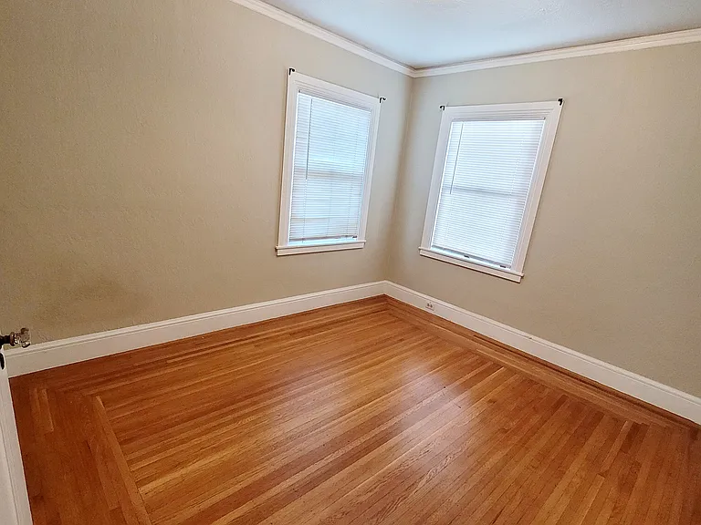 400 Maud Ave — Photo 15