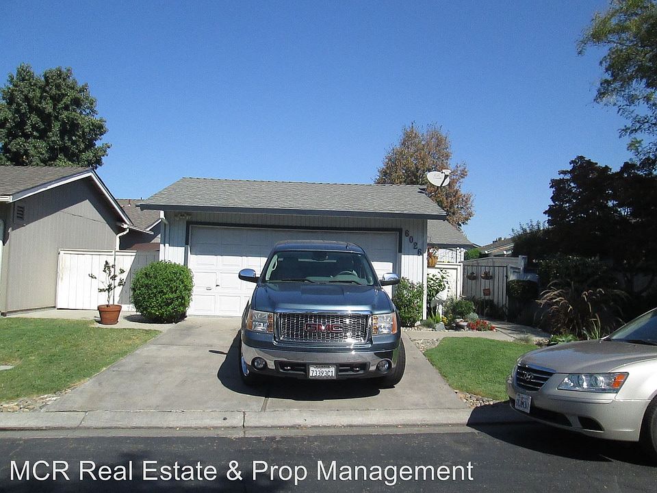 2nd image of 6026 Carolina Cir