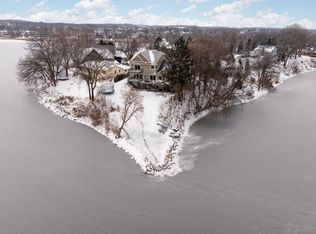 3396 Kings Point Rd, Excelsior, MN 55331