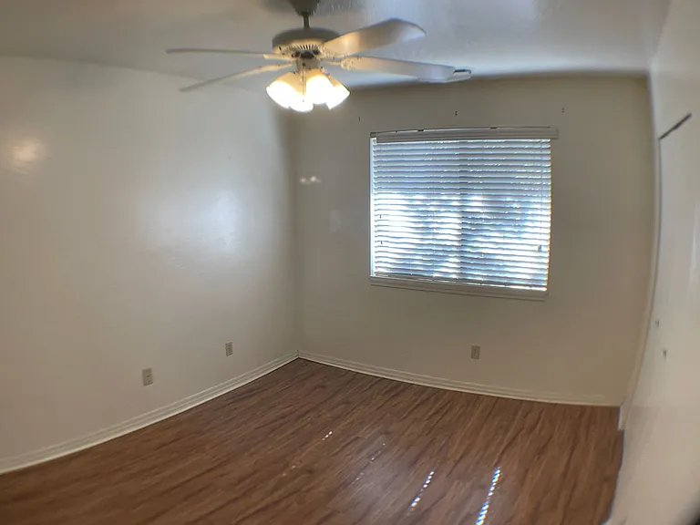 1728 N West St #B — Photo 14