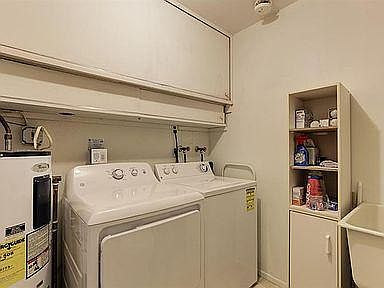 2nd image of 604A Willow Ln #2