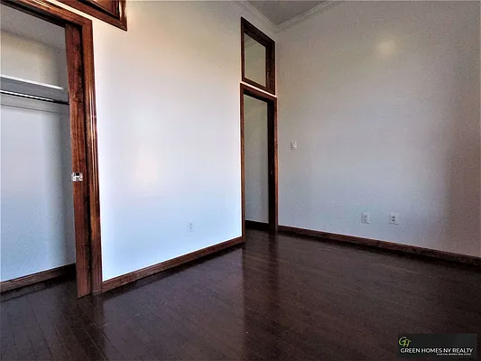 Rented by Green Home NY Realty LLC | media 22