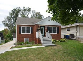 1320 60th St, Des Moines, IA 50311