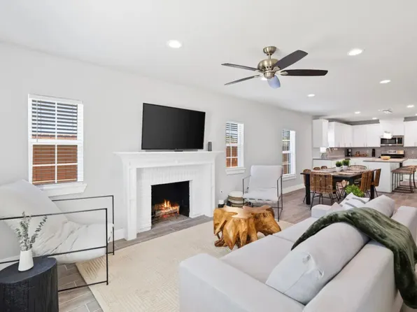 (undisclosed Address), Dallas, TX 75224