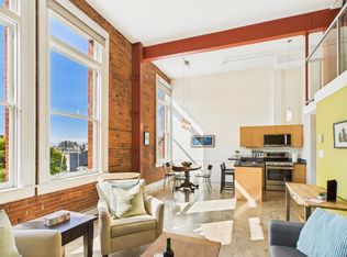 (Undisclosed Address), Victoria, BC V8W 1K8