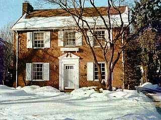 1st image of 2347 Meadowwood Dr