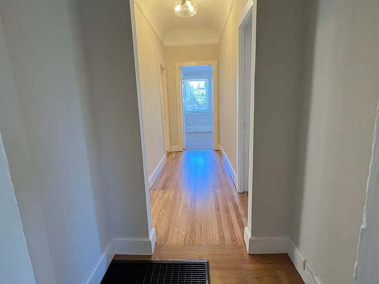 209 Sunnyside Ave — Photo 14