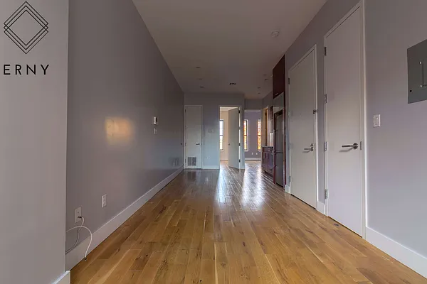 Rented by ERNY LLC | media 7