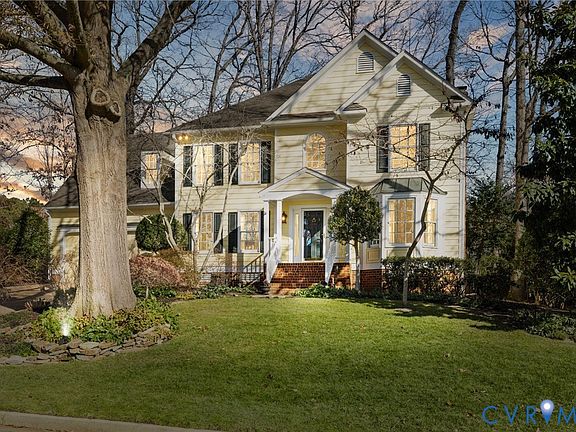 2nd image of 2721 Windingdale Dr