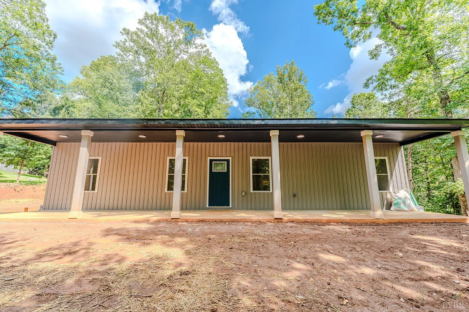 3 bed, 1780 sqft, $2,200 — Photo 1