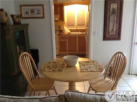 3rd image of 2893 Crosley Dr W APT I