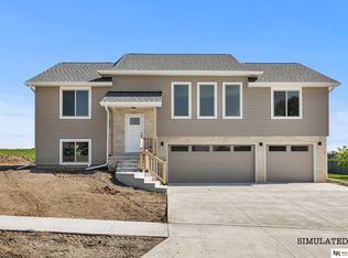 1319 W Silverado Dr, Lincoln, NE 68521