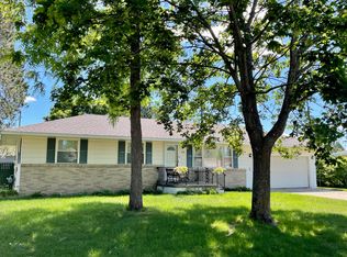 704 West St, Gaylord, MI 49735