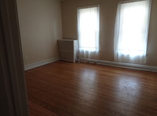 406 E King St APT 2, Lancaster, PA 17602