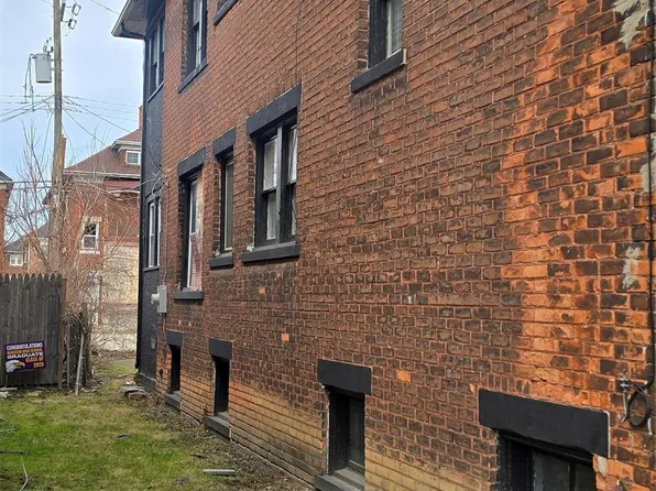 4094 W Euclid St, Detroit, MI 48204