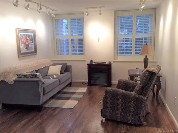 622 S Haywood St APT B-4, Waynesville, NC 28786