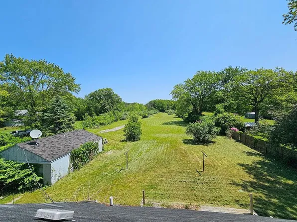 816 N Crissey Rd, Holland, OH 43528