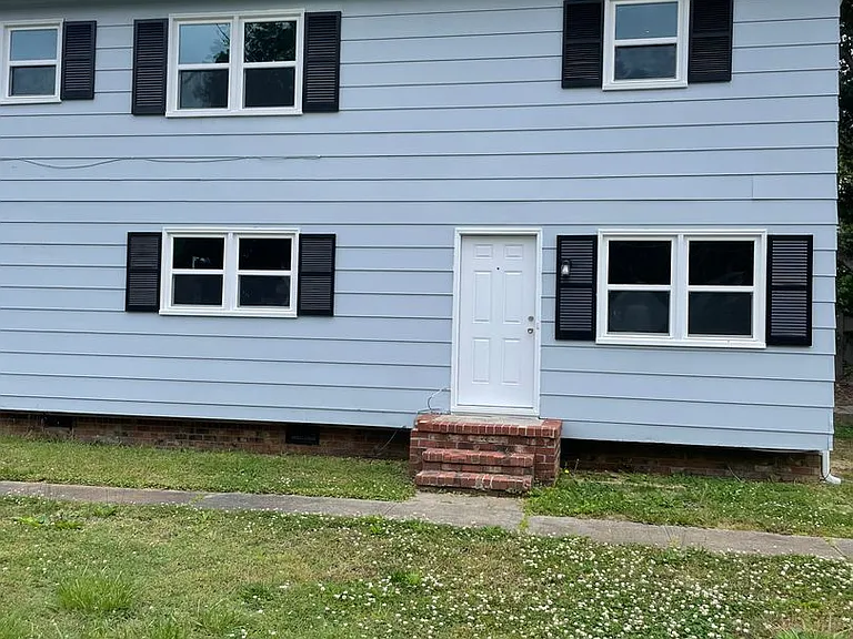 101 Greenbriar Road — Photo 2